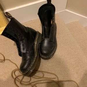 Dr martens !!